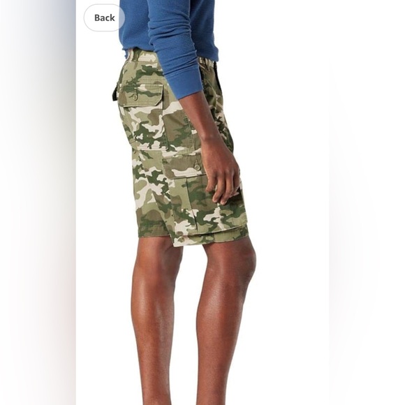 Signature by Levi Strauss & Co. Men's Cargo 10” Camo Shorts Waist 33” NWT - Picture 2 of 13